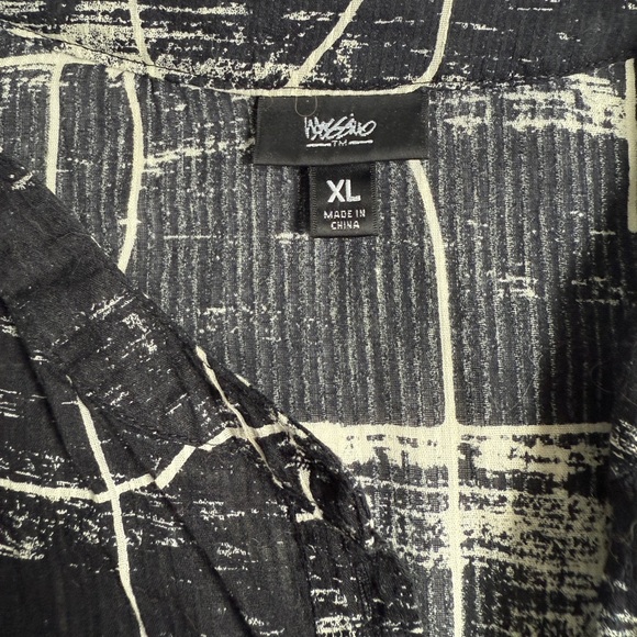 Target Black and Cream Geometric Midi Dress - Picture 6 of 6